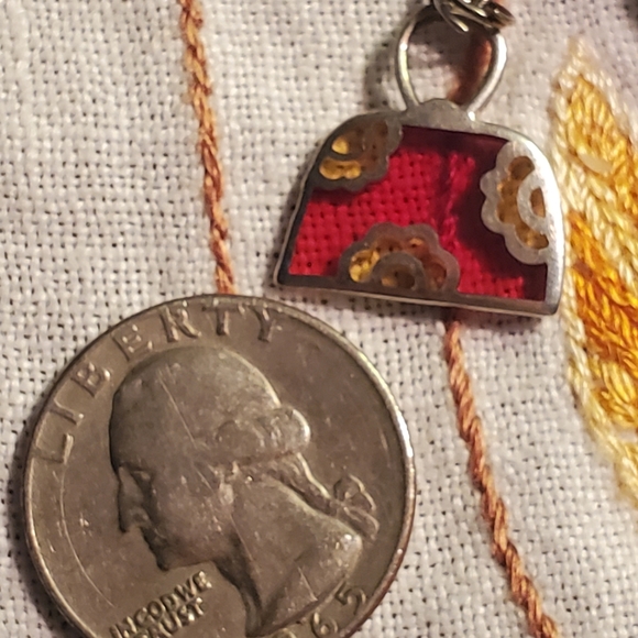 Vintage 925 Silver and Red Glass Purse Handbag Fancy Floral Charm Signed - Picture 2 of 5